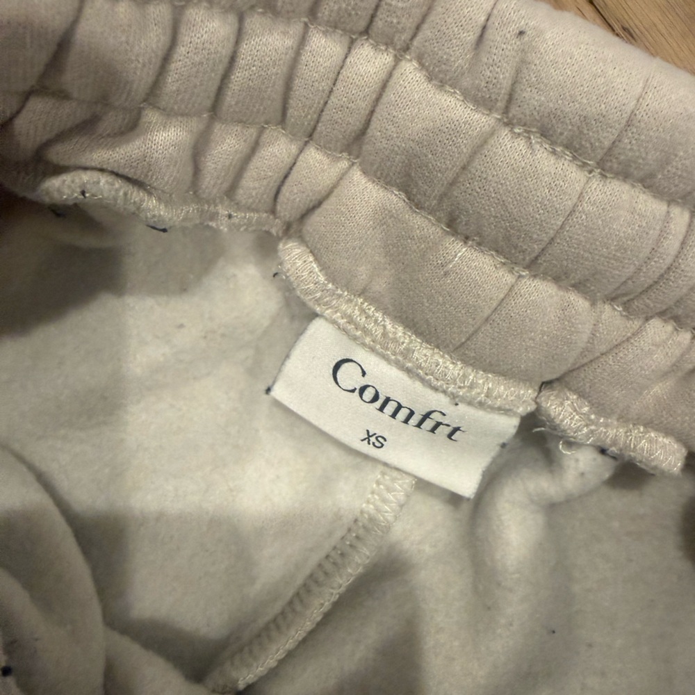 Comfrt Colors Cream Drawstring Shorts - Picture 2 of 3
